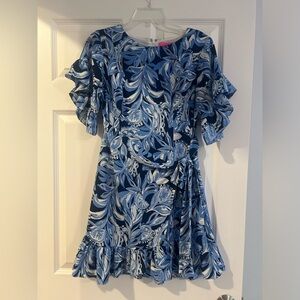 Lily Pulitzer blue and white dress size 4